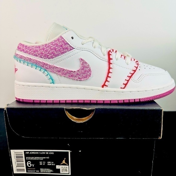 Jordan 1 Low Nike Jordan Knit Size 6 Y New with box DM9037-100 - Picture 1 of 8